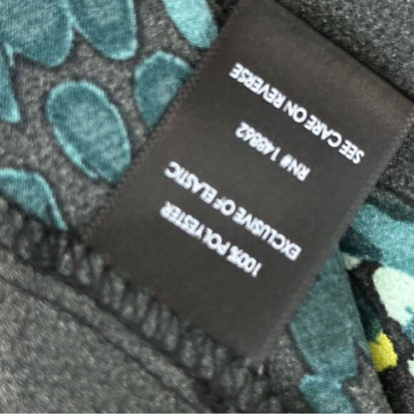 Torrid Womens Top Size 2 (=2X) Satin Surplice Tie‎ Cut Out Back Whimsigoth NWT - Picture 12 of 13